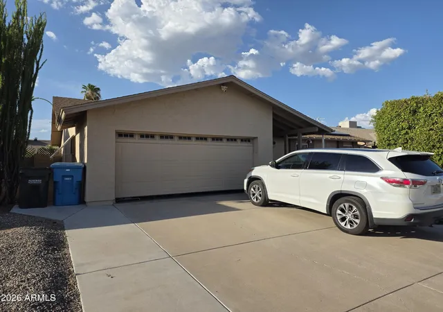 2nd image of 10340 W Hazelwood Ave, Phoenix, AZ 85037 | MLS# 7070827