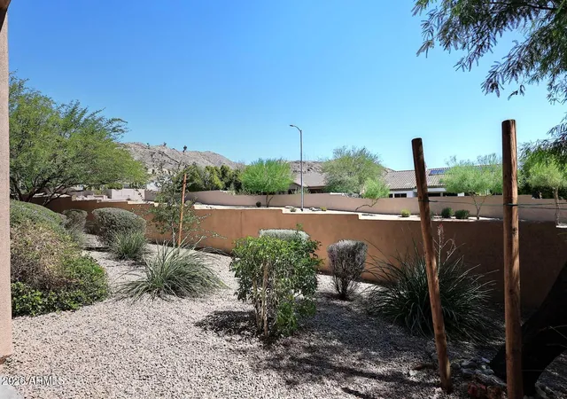 Photo 3 of Townhouse for sale at 15550 S 5Th Ave #157, Phoenix, AZ 85045 | MLS# 7071907 | Listing updated on 2026-10-05
