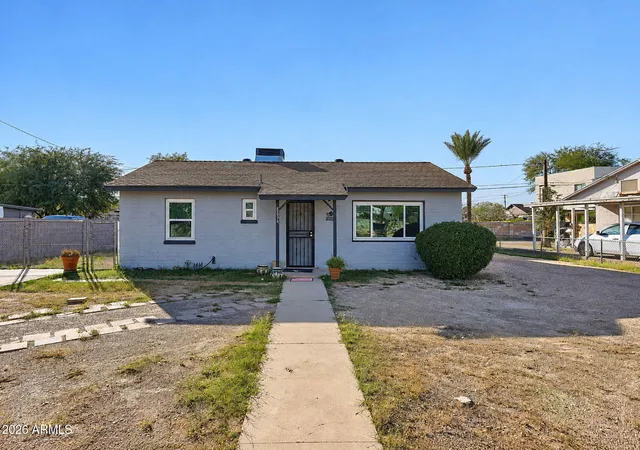 Single family home for sale at 8834 N 6th Place, Phoenix, AZ 85020 | MLS# 7072117