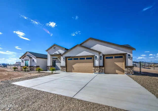 Photo 1 of Single family home for sale at 36390 W Whitton Ave, Tonopah, AZ 85354 | MLS# 7071037 | Listing updated on 2026-09-11