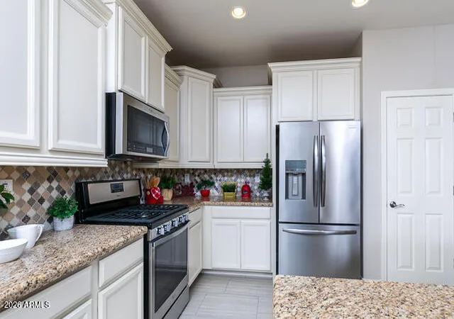 Photo 4 of Single family home for sale at 18131 W Redwood Ln, Goodyear, AZ 85338 | MLS# 7071026 | Listing updated on 2026-09-30