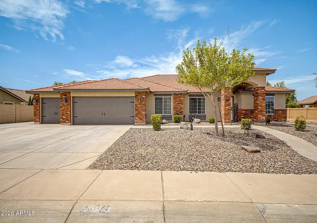 Photo 1 of Sale Pending at 40376 N Cape Wrath Dr, San Tan Valley, AZ 85140 | MLS# 7070896 | Listing updated on 2026-09-06