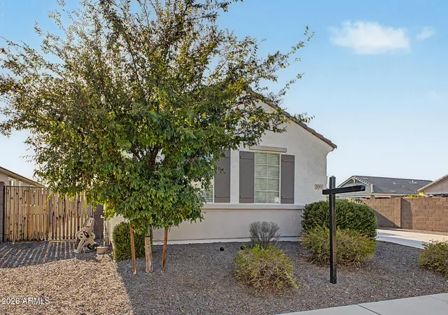Photo 3 of Single family home for sale at 5060 N 84Th Dr, Glendale, AZ 85305 | MLS# 7071044 | Listing updated on 2026-10-08