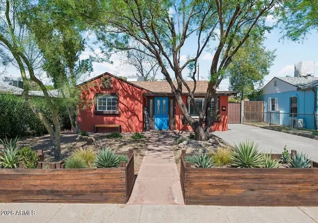 Photo 3 of Single family home for sale at 2218 E Yale St, Phoenix, AZ 85006 | MLS# 7070893 | Listing updated on 2026-09-03