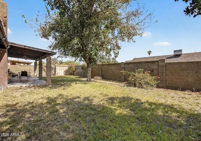 Photo 3 of Single family home for sale at 3215 W Paradise Ln, Phoenix, AZ 85053 | MLS# 7071170 | Listing updated on 2026-09-20