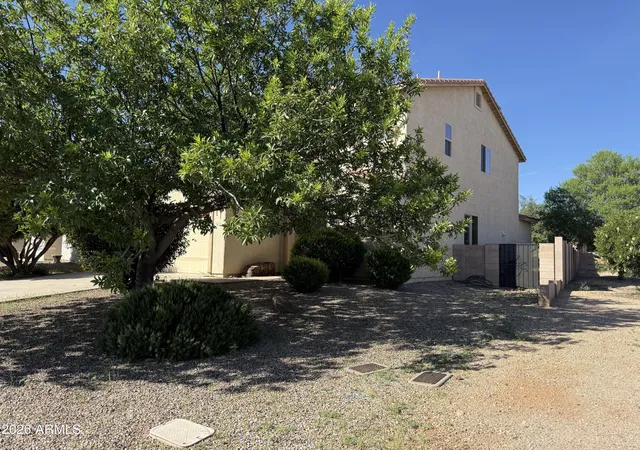 Photo 20 of Single family home for sale at 548 Temple Dr, Sierra Vista, AZ 85635 | MLS# 7070973 | Listing updated on 2026-08-26