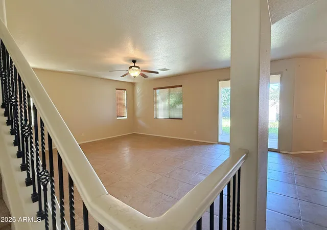 Photo 4 of Sale Pending at 548 Temple Dr, Sierra Vista, AZ 85635 | MLS# 7070973 | Listing updated on 2026-10-27