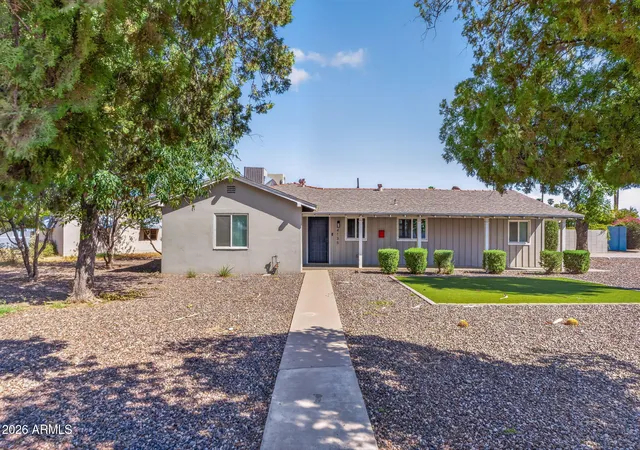 Photo 2 of Sale Pending at 4135 N Westview Dr, Phoenix, AZ 85015 | MLS# 7071894 | Listing updated on 2026-09-07