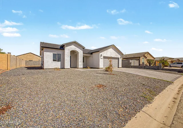 Photo 3 of Single family home for sale at 14733 S Diablo Rd, Arizona City, AZ 85123 | MLS# 7072861 | Listing updated on 2026-10-23