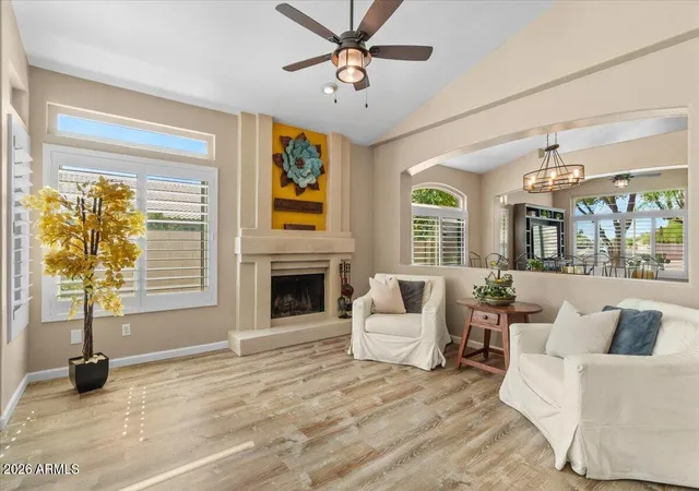 Photo 4 of Sale Pending at 232 W Los Arboles Dr, Tempe, AZ 85284 | MLS# 7071756 | Listing updated on 2026-09-14