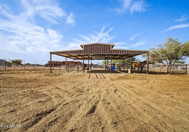 Photo 3 of Single family home for sale at 50087 W Julie Ln, Maricopa, AZ 85139 | MLS# 7071356 | Listing updated on 2026-10-03