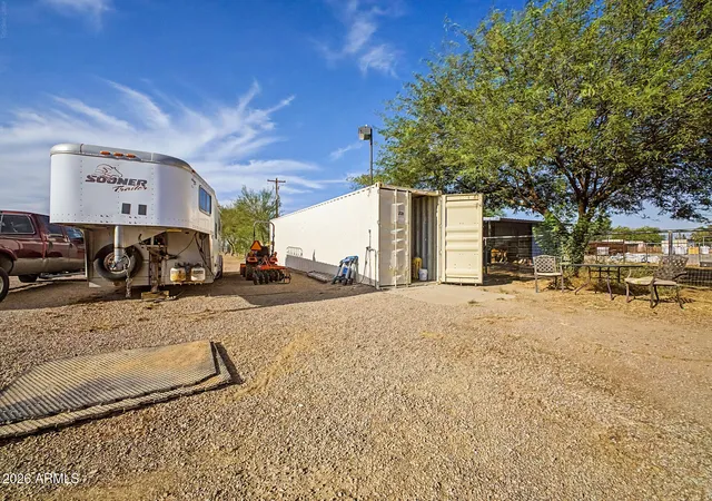 Photo 4 of Single family home for sale at 50087 W Julie Ln, Maricopa, AZ 85139 | MLS# 7071356 | Listing updated on 2026-10-03
