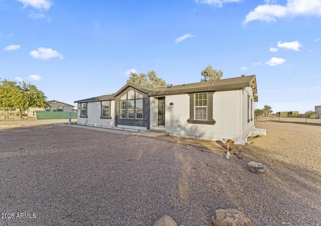 Photo 2 of Sale Pending at 29111 N 225 Th Ave, Wittmann, AZ 85361 | MLS# 7071051 | Listing updated on 2026-09-01