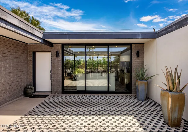 Photo 2 of Single family home for sale at 2851 E Turquoise Dr, Phoenix, AZ 85028 | MLS# 7071717 | Listing updated on 2026-09-11