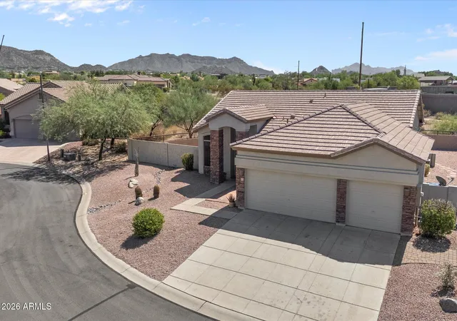 Photo 2 of Single family home for sale at 7521 E Oasis Cir, Mesa, AZ 85207 | MLS# 7071479 | Listing updated on 2026-09-02