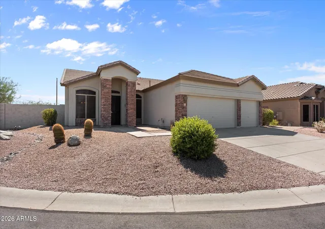 Photo 3 of Sale Pending at 7521 E Oasis Cir, Mesa, AZ 85207 | MLS# 7071479 | Listing updated on 2026-09-15