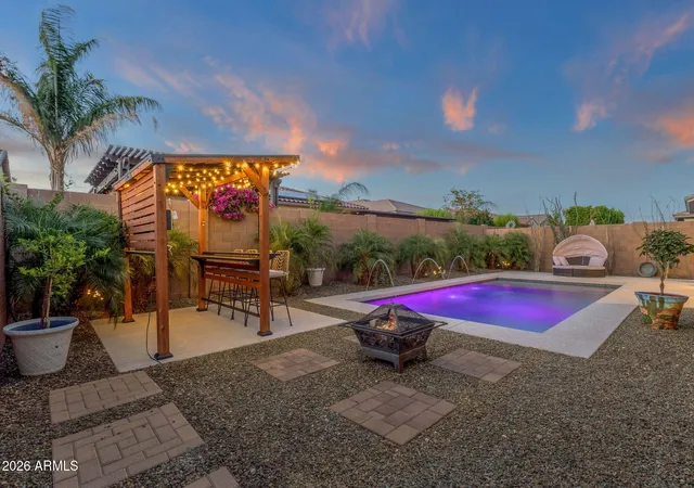 Photo 2 of Single family home for sale at 7444 W Spur Dr, Peoria, AZ 85383 | MLS# 7071318 | Listing updated on 2026-10-07