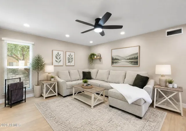 Listing Photo 2 - Condo for sale in building located at 4950 N Miller Rd, Scottsdale, AZ 85251 - Unit #102