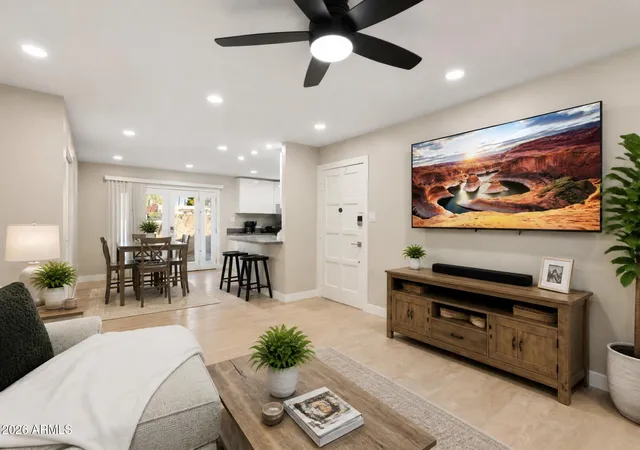 Listing Photo 3 - Condo for sale in building located at 4950 N Miller Rd, Scottsdale, AZ 85251 - Unit #102