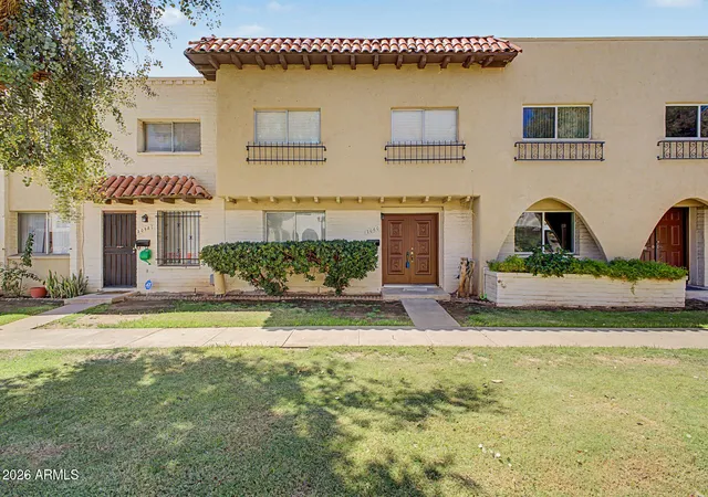 Photo 1 of Townhouse for sale at 2060 W Hazelwood Pkwy #2060, Phoenix, AZ 85015 | MLS# 7071531 | Listing updated on 2026-09-10