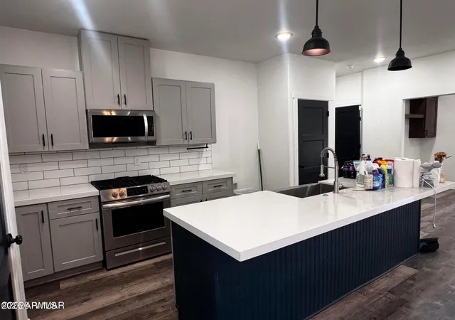 Photo 3 of Single family home for sale at 242 S Grand Slam Cir, Snowflake, AZ 85937 | MLS# 7071152 | Listing updated on 2026-10-02