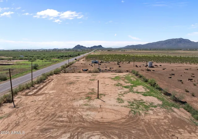 Photo 8 of Land for sale at 50228 N Eagle Eye Rd #1, Aguila, AZ 85320 | MLS# 7073125 | Listing updated on 2026-08-29