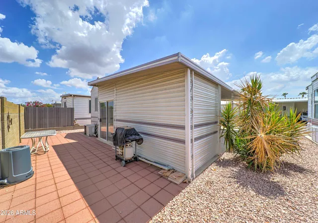 Photo 3 of Manufactured home for sale at 111 S Greenfield Rd #822, Mesa, AZ 85206 | MLS# 7071308 | Listing updated on 2026-08-29