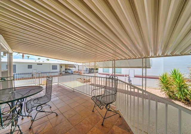 Photo 4 of Manufactured home for sale at 111 S Greenfield Rd #822, Mesa, AZ 85206 | MLS# 7071308 | Listing updated on 2026-08-29