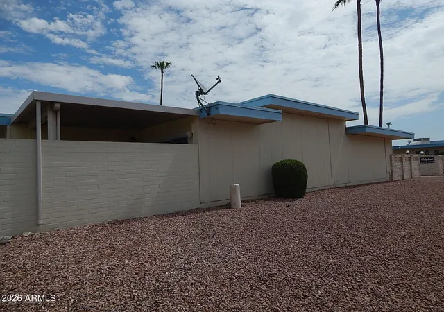 Photo 2 of Townhouse for sale at 10978 W Coggins Dr, Sun City, AZ 85351 | MLS# 7071297 | Listing updated on 2026-09-14