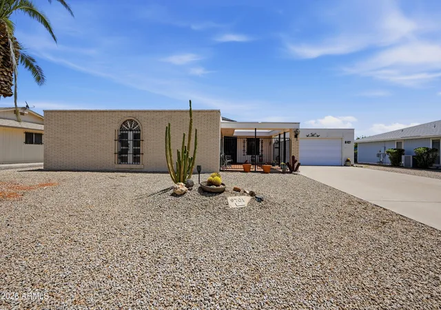 Photo 1 of Single family home for sale at 9701 W Briarwood Cir N, Sun City, AZ 85351 | MLS# 7072206 | Listing updated on 2026-09-20
