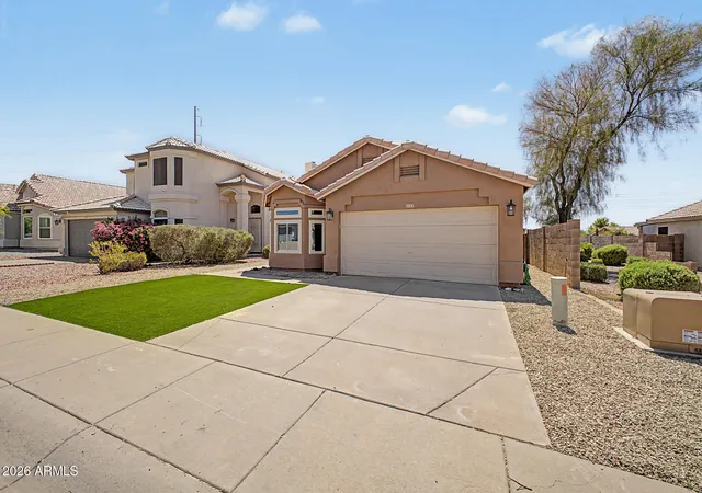 Photo 3 of Single family home for sale at 2123 E Rockwood Dr, Phoenix, AZ 85024 | MLS# 7071455 | Listing updated on 2026-09-10