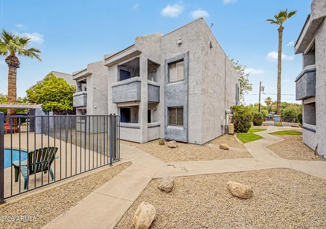 Listing Photo 1 - Condo for sale in building located at 4410 N Longview Ave, Phoenix, AZ 85014 - Unit #115