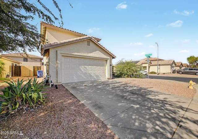 Photo 3 of Single family home for sale at 13018 W Laurel Ln, El Mirage, AZ 85335 | MLS# 7072055 | Listing updated on 2026-08-28