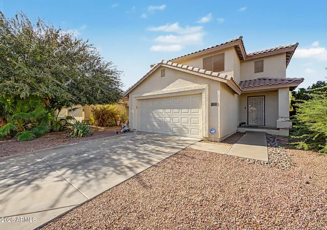 Photo 4 of Single family home for sale at 13018 W Laurel Ln, El Mirage, AZ 85335 | MLS# 7072055 | Listing updated on 2026-08-28