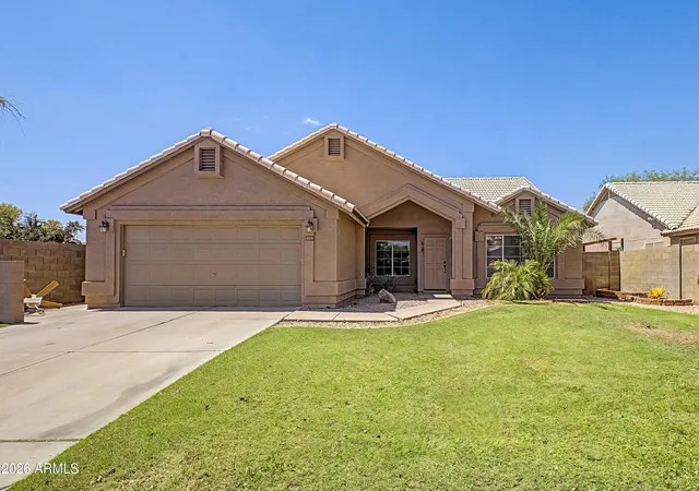 Photo 1 of Single family home for sale at 1138 N Pheasant Dr, Gilbert, AZ 85234 | MLS# 7072881 | Listing updated on 2026-09-18