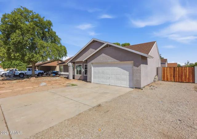 Photo 3 of Sale Pending at 2008 E Cindy St, Chandler, AZ 85225 | MLS# 7072102 | Listing updated on 2026-08-31