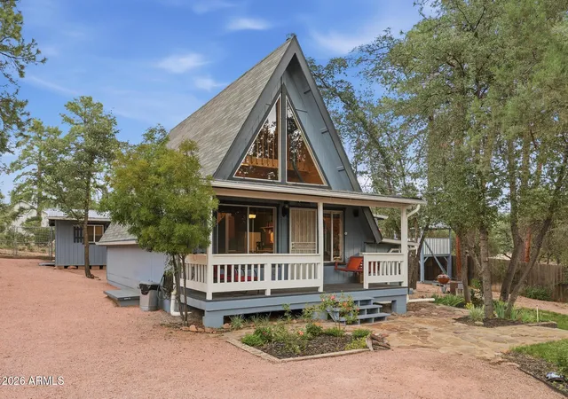 Photo 1 of Single family home for sale at 404 N Arizona Cir, Payson, AZ 85541 | MLS# 7071499 | Listing updated on 2026-10-08
