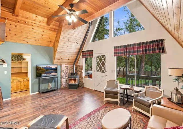 Photo 3 of Single family home for sale at 404 N Arizona Cir, Payson, AZ 85541 | MLS# 7071499 | Listing updated on 2026-10-08