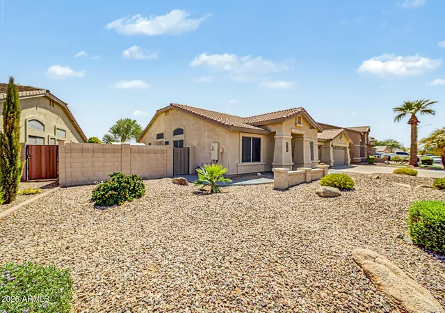 Photo 3 of Single family home for sale at 8729 W Tonopah Dr, Peoria, AZ 85382 | MLS# 7071701 | Listing updated on 2026-09-17