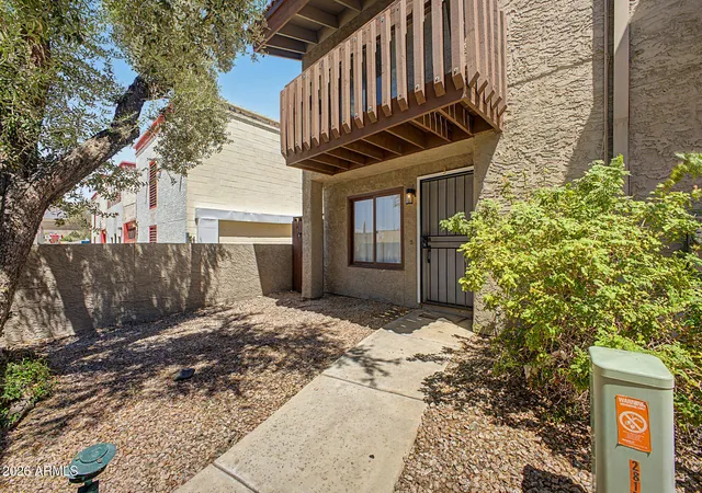 Listing Photo 4 - Condo for sale in building located at 2815 N 52Nd St, Phoenix, AZ 85008 - Unit #3