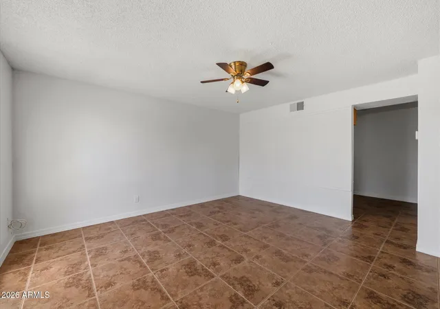 Photo 4 of Townhouse for sale at 4615 N 39Th Ave #19, Phoenix, AZ 85019 | MLS# 7071596 | Listing updated on 2026-08-27