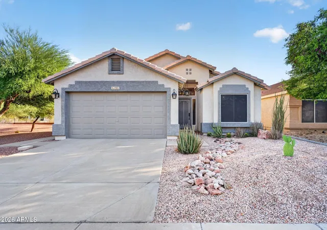 Photo 2 of Single family home for sale at 1921 E Siesta Ln, Phoenix, AZ 85024 | MLS# 7072035 | Listing updated on 2026-09-15