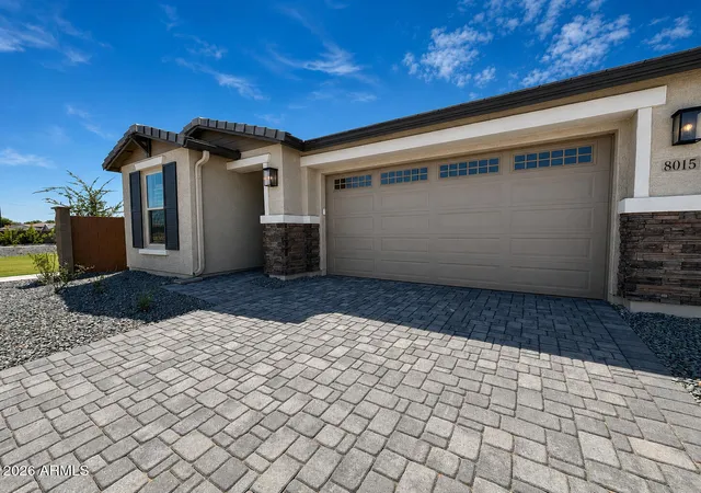 Photo 1 of Sale Pending at 8015 W Eaton Rd, Phoenix, AZ 85035 | MLS# 7071574 | Listing updated on 2026-09-17