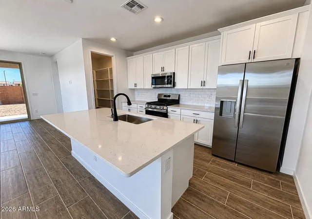 Photo 2 of Sale Pending at 8015 W Eaton Rd, Phoenix, AZ 85035 | MLS# 7071574 | Listing updated on 2026-09-17