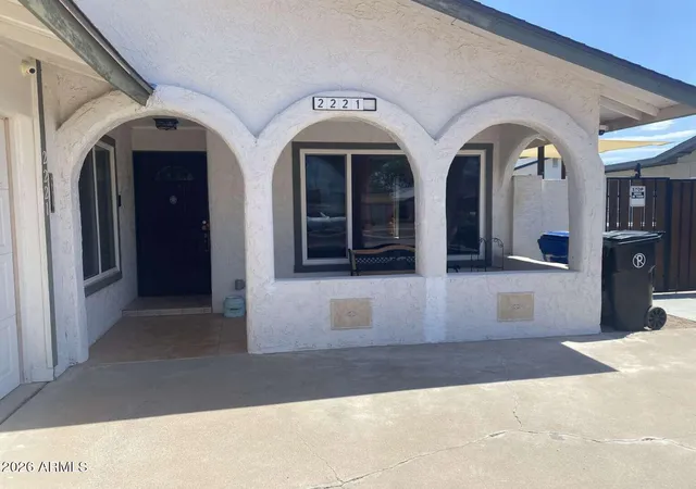 Photo 3 of Single family home for sale at 2221 W El Moro Ave, Mesa, AZ 85202 | MLS# 7071603 | Listing updated on 2026-08-31
