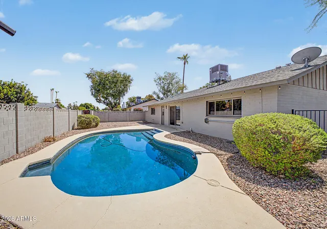Photo 3 of Single family home for sale at 1304 E Dunbar Dr, Tempe, AZ 85282 | MLS# 7072727 | Listing updated on 2026-09-06