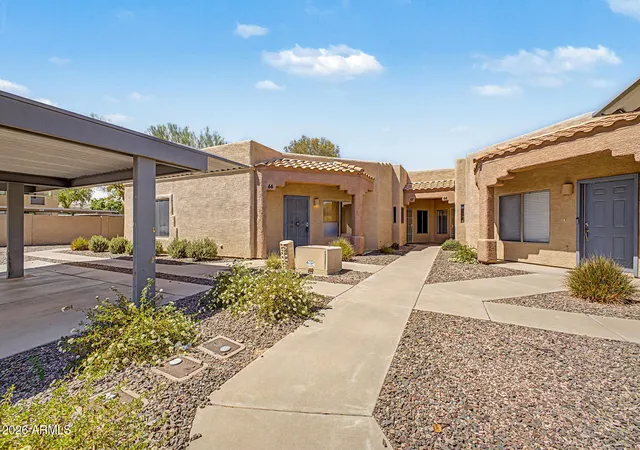 Photo 3 of Single family home for sale at 8800 N 107th Ave #67, Peoria, AZ 85345 | MLS# 7073151 | Listing updated on 2026-09-16