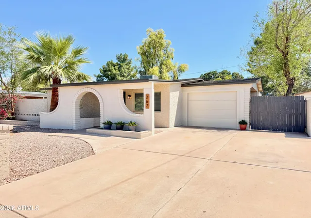 Photo 3 of Single family home for sale at 267 W Hillside St, Mesa, AZ 85201 | MLS# 7072006 | Listing updated on 2026-09-19