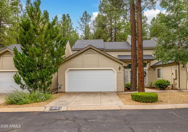 Photo 3 of Townhouse for sale at 1797 W Camelot Dr, Flagstaff, AZ 86001 | MLS# 7071823 | Listing updated on 2026-08-27