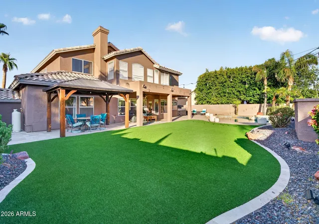 Photo 3 of Sale Pending at 6261 W Louise Dr, Glendale, AZ 85310 | MLS# 7073287 | Listing updated on 2026-09-23